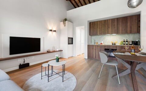 Correggiolo Spereto Apartment With Pool, Montaione: Table, Meubles, Propriété, Canapé, Design Intérieur, Orange, Cabinetry, Bois, Architecture, Bâtiment