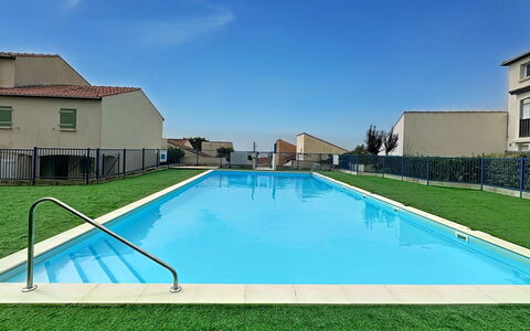 La Bernerie-En Retz 200: Zone Résidentielle, Appartement, Biens, Recours, Manoir, Balcon, Villa, Piscine