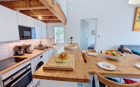 Mimizan 406: Meubles, Comptoir, Sol, Design Intérieur, Bois, Sol, Cuisine, Plafond, Appareil De Cuisine, Cabinetry