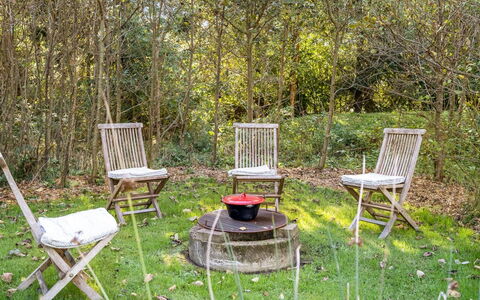 Evi - 500M from the Sea: Herbe, Prairie, Lot Terre, Chalet, Zone Rurale, Prairie, Batiments Jardin, Jardin, Cabanon