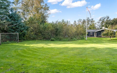 Evi - 500M from the Sea: Herbe, Prairie, Lot Terre, Chalet, Zone Rurale, Prairie, Batiments Jardin, Jardin, Cabanon