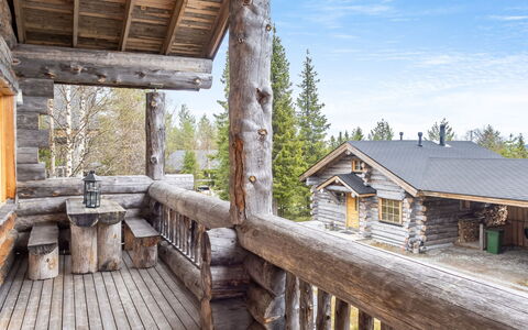 Villa Olivia: Bois, Chalet, Toit, Domicile, Porche, Cabane En Rondins, Planche, Siding, Dur, Plate-Forme