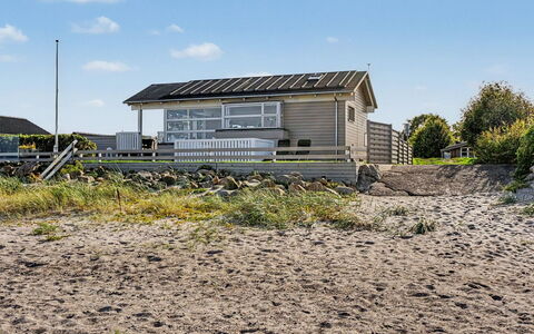 Diderik - 5M from the Sea: Ciel, Nuage, Toit, Paysage, Maison, Lot Terre, Écorégion, Chalet, Domicile, Zone Rurale