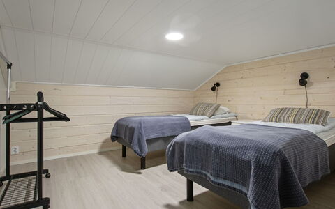 Himos Alppinotko 6 B: Sol, Bois, Sol, Plafond, Design Intérieur, Meubles, Chambre, Parquet, Pièce, Lit