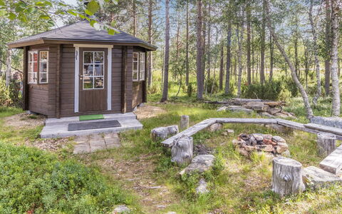 Kiilopään Tunturimajat B6 Kerttula: Bois, Neige, L'Hiver, Chalet, Gelé, Domicile, Cabane En Rondins, Mélèze, Siding