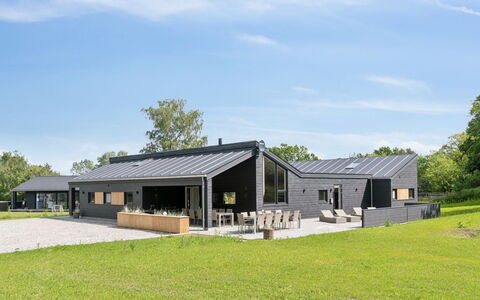 Aviana - 500M from the Sea: Bleu, Piscine, Meubles, Mobilier De Jardin, Recours, Chaise, Ombre, Eco Hôtel, Pot De Fleur