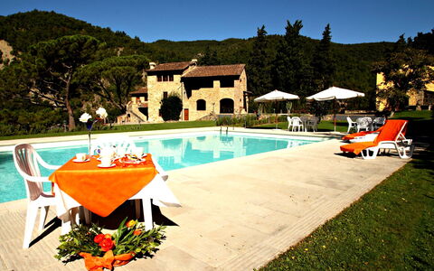 Residence Marino: Piscine, Propriété, Vacances, Maison, Recours, Loisir, Bâtiment, Été, Biens, Balancelle