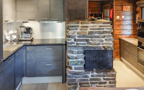 Karhunkelo: Cuisine, Bois, Sol, Design Intérieur, Comptoir, Meubles, Cabinetry, Appareil De Cuisine, Sol, Domicile