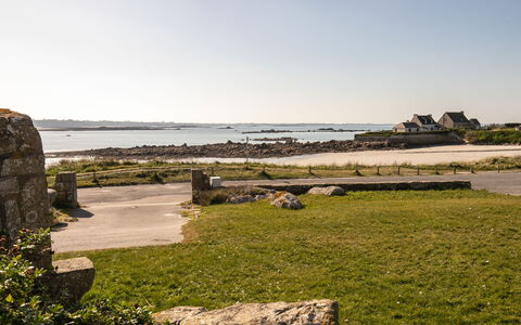 Dal D'Armor: Roche, Horizon, Côte, Lot Terre, Cotiers Et Relief Océaniques, Plaine, Mer, Océan, Rive, Prairie