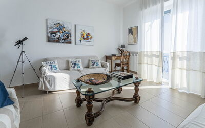 Breath-taking Portofino Promontory Seaview: Meubles, Design Intérieur, Sol, Sol, Plafond, Bois, Pièce, Canapé, Salon, Table