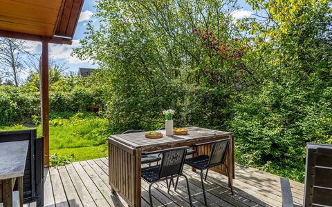 Aleta - 300M from the Sea: Meubles, Design Intérieur, Appartement, Sol, Sol, Table, Chaise, Pièce, Domicile, Table Cuisine Et Salle A Manger