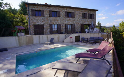 Lou Lann Vras: Piscine, Zone Résidentielle, Recours, Mobilier De Jardin, Composite, Biens, Villa, Hacienda, Thermes, Hôtel