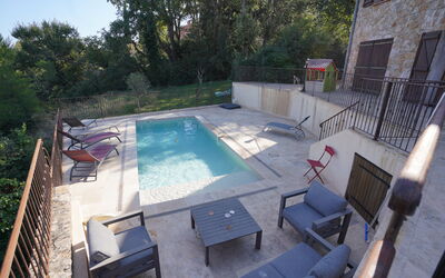 Lou Lann Vras: Piscine, Mobilier De Jardin, Meubles, Composite, Recours, Balancelle, Chaise, Parapluie, Dalle, Ombre