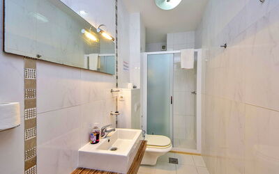 Logement:&nbsp;Jasmina 250.4
