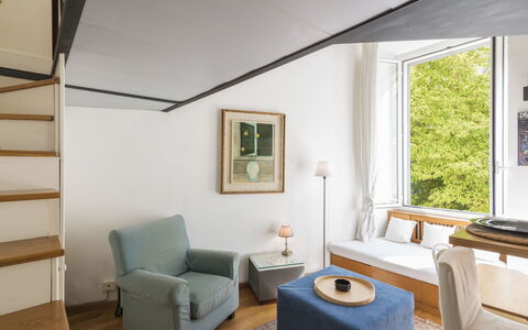 Marsicum: Meubles, Confort, Table, Cadre, Bâtiment, Canapé, Bois, Design Intérieur, Salon, Maison