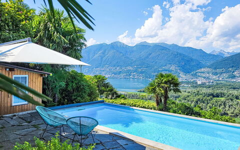 Villetta Felice mit Pool: Bleu, L'Eau, Montagnes Relief, Piscine, Montagne, Colline, Chaîne De Montagnes, Recours, Eco Hôtel, Mobilier De Jardin