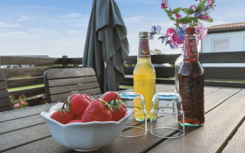 Veli - 300M from the Sea: Meubles, Design Intérieur, Appartement, Sol, Sol, Table, Chaise, Pièce, Domicile, Table Cuisine Et Salle A Manger