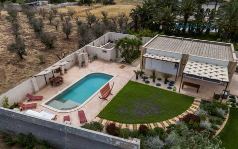 Incoronata New Dependance: Plante, L'Eau, Arbre, Lot Terre, Design Urbain, Zone Résidentielle, Paysage, Loisir, Immobilier, Piscine