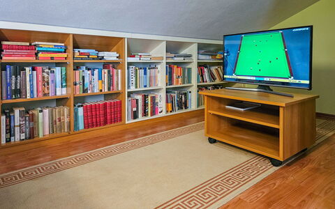 Lille: Meubles, Propriété, Bibliothèque, Étagère, Rayonnage, Bois, Design Intérieur, Livre
