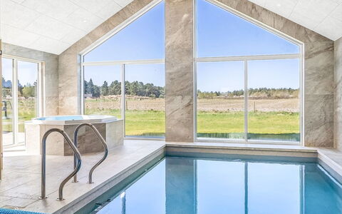 Sönke - 4Km from the Sea: Piscine, Sol, Plafond, Sol, Composite, Recours, Biens, Daylighting, Conception, Villa