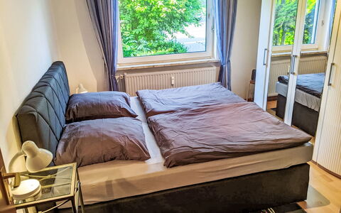 Harzsonne: Chambre, Meubles, Lit, Bois, Design Intérieur, Sol, Drap De Lit, Sol, Literie, Pièce