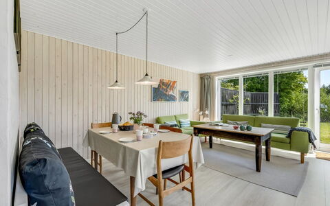 Hermanni - from the Sea: Meubles, Design Intérieur, Sol, Sol, Plafond, Pièce, Chaise, Table, Appartement, Table Cuisine Et Salle A Manger