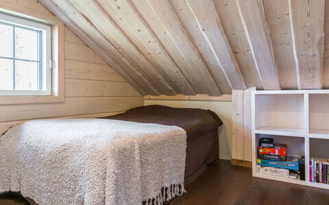 Nuottarinne: Meubles, Design Intérieur, Sol, Sol, Table, Plafond, Table Cuisine Et Salle A Manger, Éclairage, Chaise, Domicile