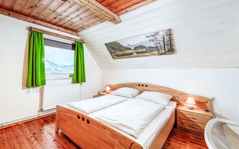 Öblarn 605: Maison, Domicile, Chalet, Pente, Chaîne De Montagnes, Porche, Siding, Hôtel, Balcon, Village De Montagne