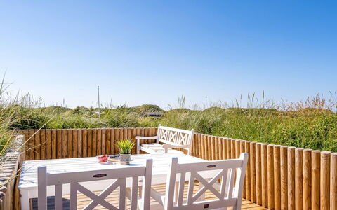 Naema - 400M from the Sea: Piscine, Mobilier De Jardin, Meubles, Recours, Dalle, Eco Hôtel, Ombre, Chaise, Loisir, Biens