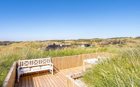 Naema - 400M from the Sea: Piscine, Mobilier De Jardin, Meubles, Recours, Dalle, Eco Hôtel, Ombre, Chaise, Loisir, Biens