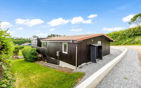 Filomena - 300M from the Sea: Maison, Toit, Domicile, Chalet, Biens, Ferme, Villa, Porche, Siding