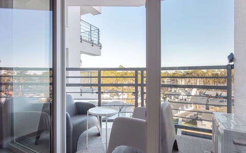 Mistral Porta Mare: Appartement, Balcon, Condominium, Verre, Balustrade, Daylighting, Aluminium, Hôtel, Appartement Penthouse