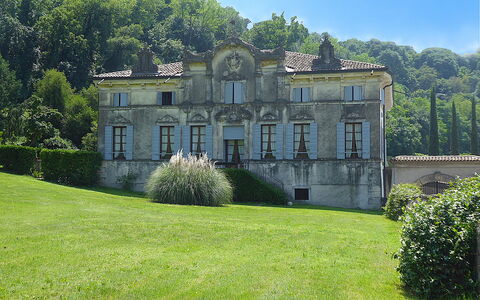 Il Vigneto, Verona, Pool, Wifi: Arbuste, Biens, Manoir, Jardin, Pelouse, Villa, Demeure Seigneuriale, Cour, Ferme, Aménagement Paysager