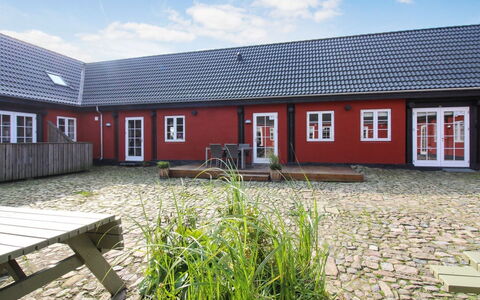 Answald - 6Km from the Sea: Bois, Chalet, Cabane En Rondins, Plate-Forme, Dur, Mélèze, Planche, Siding, Cabane, Tache De Bois