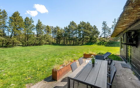 Matilda - 1.6Km from the Sea: Bleu, Piscine, Meubles, Mobilier De Jardin, Recours, Chaise, Ombre, Eco Hôtel, Pot De Fleur