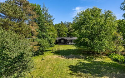 Gunnil - 400M from the Sea