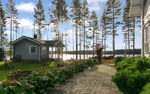 Rehviranta: Piscine, Chaîne De Montagnes, Eco Hôtel, Recours, Biens, Vallée, Villa, Aménagement Paysager, Ville Resort, Arrière-Cour