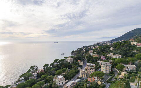 Casa con Accesso Privato al Mare, Parcheggio, Bogl: Côte, Mer, Zone Résidentielle, Cotiers Et Relief Océaniques, Horizon, Paysage, Océan, Vue Du Ciel, Photographie Aérienne, Rive