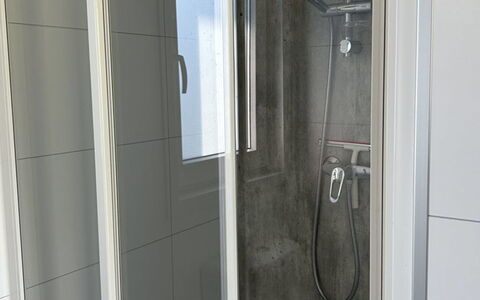 Noordzee Deluxe 32: Luminaire Plomberie, Salle De Bains, Porte De Douche, Douche, Porte, Composite, Bar De Douche, Verre