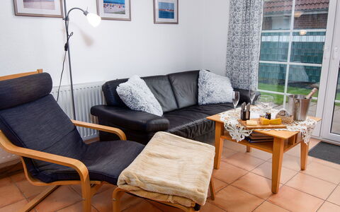 Norden 480: Meubles, Sol, Sol, Bois, Design Intérieur, Chaise, Salon, Pièce, Éclairage, Canapé