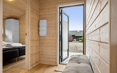 Ehmi - 750M from the Sea: Maison, Toit, Domicile, Chalet, Biens, Ferme, Villa, Porche, Siding