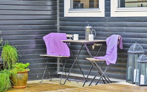 Jannike - 150M from the Sea: Bois, Domicile, Porche, Plate-Forme, Dur, Toit, Tache De Bois, Parquet, Eco Hôtel