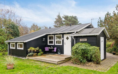 Jannike - 150M from the Sea: Bois, Domicile, Porche, Plate-Forme, Dur, Toit, Tache De Bois, Parquet, Eco Hôtel