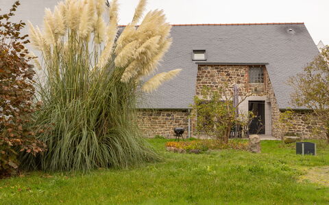 Tiegezh: Plante, Bâtiment, Paysage Naturel, Végétation, Lot Terre, Herbe, Terrestre Des Plantes, Zone Rurale, Paysage, Prairie