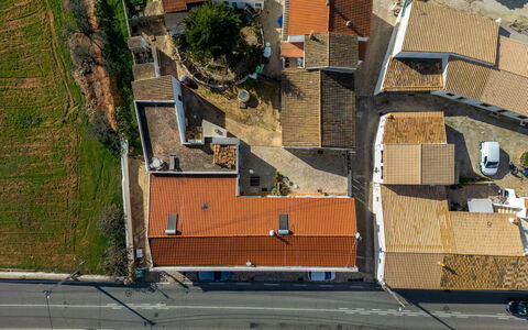 Rocha: Jour, Propriété, Ciel, Bâtiment, Fenêtre, Ombre, Confort, Cadre, Design Intérieur, Bois