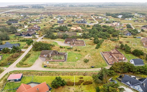 Madsen - from the Sea: Maison, Domicile, Toit, Chalet, Lot Terre, Biens, Ferme, Village, Ferme