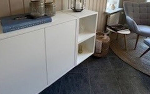 Elvin - 2Km from the Sea: Meubles, Design Intérieur, Sol, Sol, Domicile, Pièce, Salon, Pot De Fleur, Plante D'Appartement