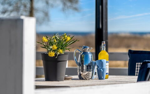 Jaike - from the Sea: Meubles, Design Intérieur, Sol, Sol, Plafond, Pièce, Chaise, Table, Appartement, Table Cuisine Et Salle A Manger