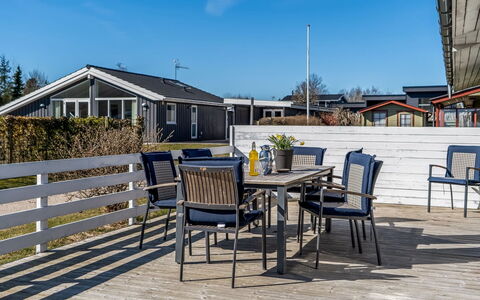 Jaike - from the Sea: Meubles, Design Intérieur, Sol, Sol, Plafond, Pièce, Chaise, Table, Appartement, Table Cuisine Et Salle A Manger