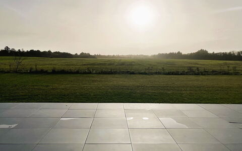 Corina - 850M to the Fjord: Sol, Design Intérieur, Bois, Sol, Escaliers, Plafond, Tache De Bois, Parquet, Dur, Balustrade